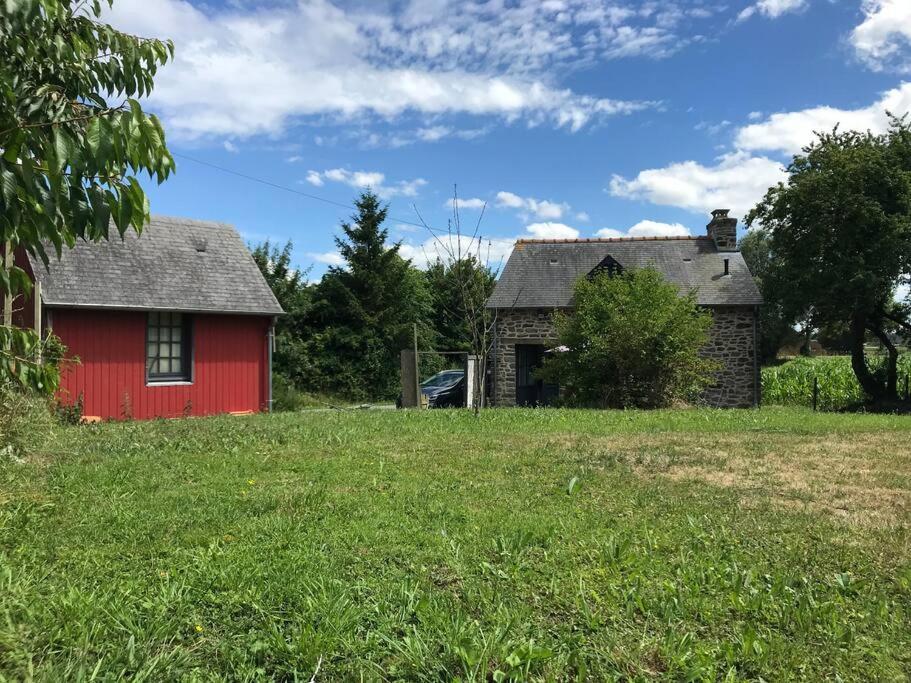 Maisonnette Au Pied Du Mont Dol Buitenkant foto